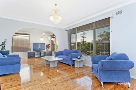 Property photo of 13 Poulton Parade Frenchs Forest NSW 2086