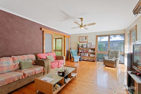 Property photo of 12 Holiday Court Cowes VIC 3922