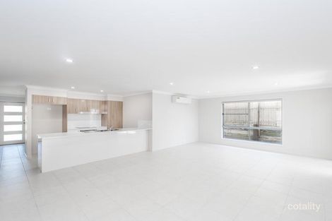 Property photo of 88 Sanctuary Drive Cranley QLD 4350