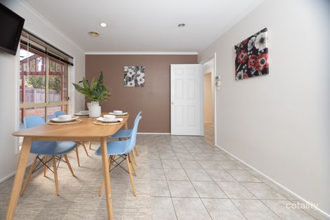 Property photo of 39 Kangaroo Close Nicholls ACT 2913