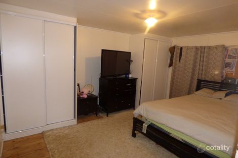 Property photo of 27 Andrew Street St George QLD 4487