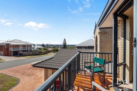 Property photo of 40 Princess Road Doubleview WA 6018