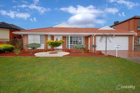 Property photo of 22 McNicholl Way Delahey VIC 3037