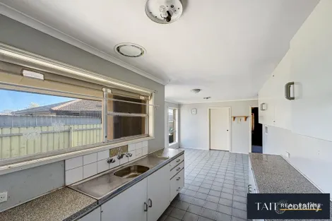 Property photo of 19 Howard Crescent Wangaratta VIC 3677