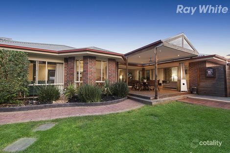 Property photo of 11 Manhatten Terrace Rowville VIC 3178
