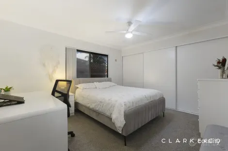 Property photo of 48 Evelyn Crescent Thornton NSW 2322