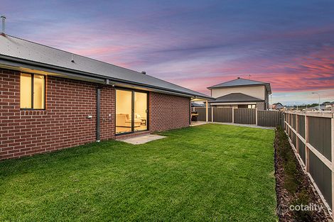 Property photo of 2 Ringtail Close Botanic Ridge VIC 3977