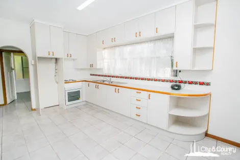 19 Second Ave, Parkside, QLD 4825