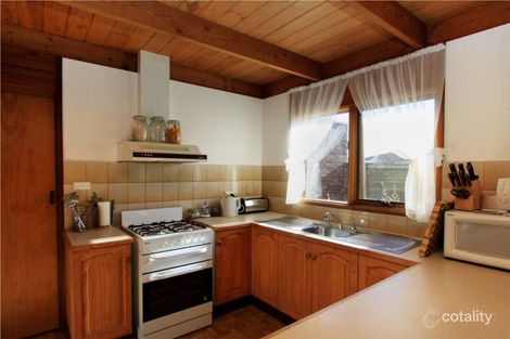 Property photo of 2/59 Chirnside Avenue Werribee VIC 3030