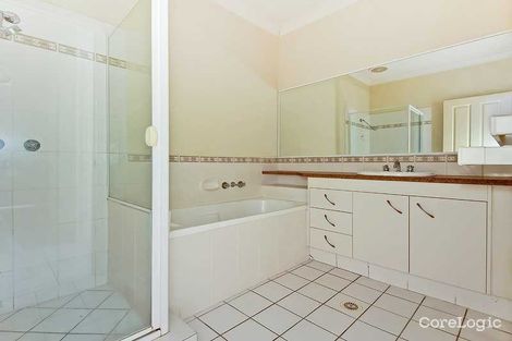 Property photo of 18 Windemere Crescent Varsity Lakes QLD 4227