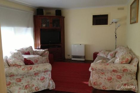 Property photo of 13 Victor Place Attwood VIC 3049