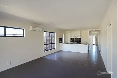 Property photo of 7 Hayward Street Point Cook VIC 3030