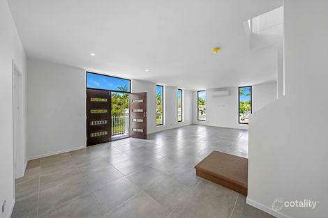 Property photo of 2 Warrawee Avenue Ashmore QLD 4214