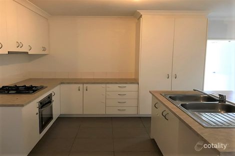 Property photo of 2/5 York Avenue Bentley WA 6102