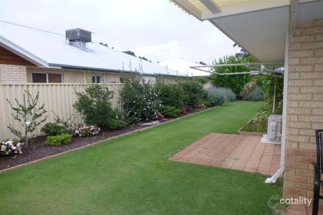 Property photo of 2/44 Central Road Rossmoyne WA 6148