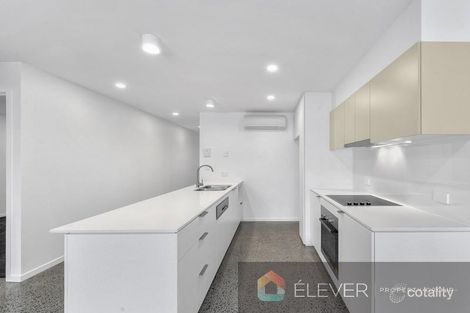 Property photo of 206/27 Ekibin Road Annerley QLD 4103