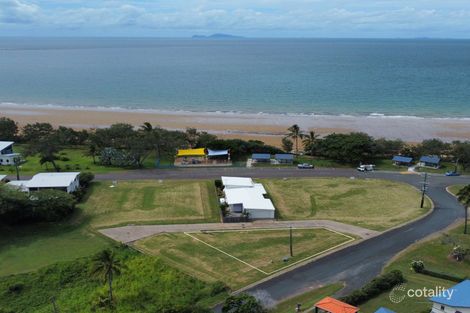 8/9 Crichton St, Sarina Beach, QLD 4737