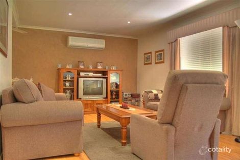 Property photo of 1/15 Magnolia Parade Lake Albert NSW 2650