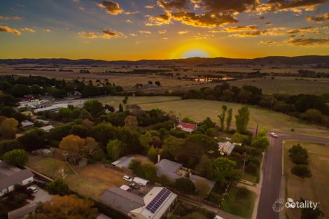 Property photo of 7 Turallo Terrace Bungendore NSW 2621