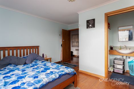 Property photo of 9 Holmes Place Park Grove TAS 7320
