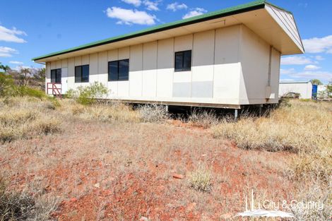 Property photo of 4 Eliana Boulevard Breakaway QLD 4825