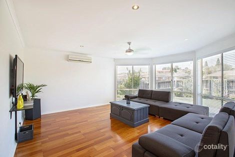 Property photo of 14 Ringarooma Circuit West Hoxton NSW 2171