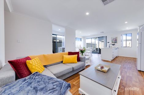 Property photo of 53 Turquoise Boulevard Treeby WA 6164