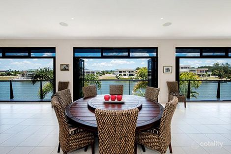 Property photo of 1669 Riverdale Drive Hope Island QLD 4212