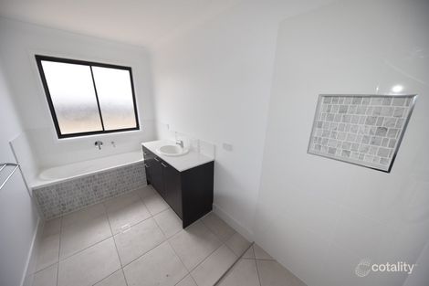 Property photo of 4A Primrose Place Regency Downs QLD 4341
