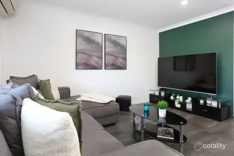 Property photo of 2/6 Tibbing Street Nerang QLD 4211
