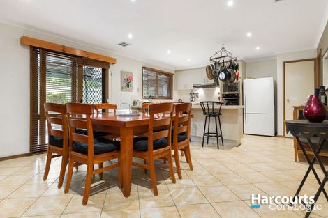 Property photo of 33 Collins Crescent Berwick VIC 3806