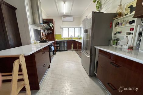 Property photo of 28 Douglass Street Clermont QLD 4721