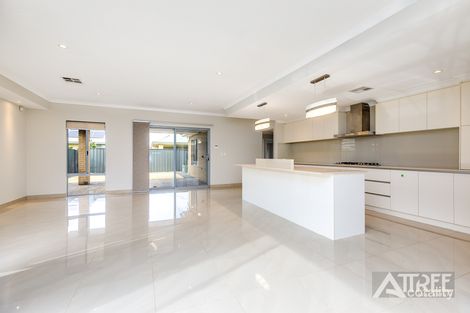 Property photo of 20 Trusty Way Piara Waters WA 6112