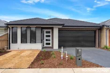 12 Dulce St, Diggers Rest, VIC 3427