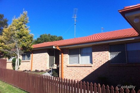 Property photo of 2/57 Parklands Drive Shellharbour NSW 2529