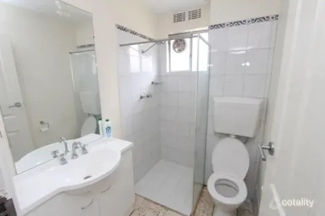 11/42 Pearl Pde, Scarborough, WA 6019