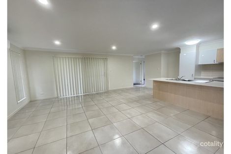 Property photo of 19 Leabrook Place Pimpama QLD 4209