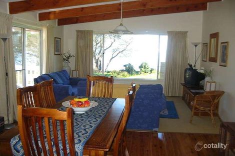 Property photo of 20 Myamba Parade Surfside NSW 2536