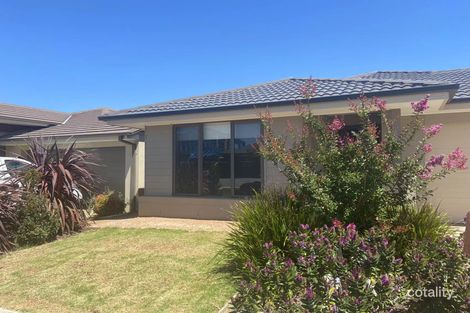 37 Mackenzie Dr, Wollert, VIC 3750