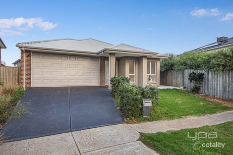 Property photo of 14 Aldinga Avenue Point Cook VIC 3030