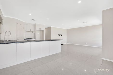 Property photo of 21 Carbone Drive Munno Para West SA 5115