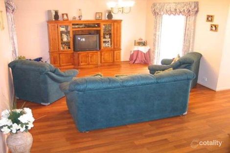 Property photo of 3 Ruffles Close Narre Warren South VIC 3805