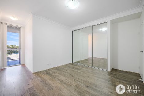 Property photo of 13/24-28 Mons Road Westmead NSW 2145