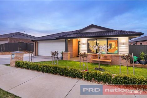 2 Angus Cl, Delacombe, VIC 3356