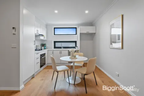Property photo of 4/729 Elgar Road Doncaster VIC 3108