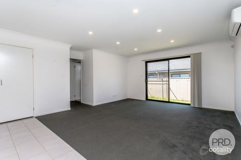 Property photo of 25 Illoura Way Jordan Springs NSW 2747