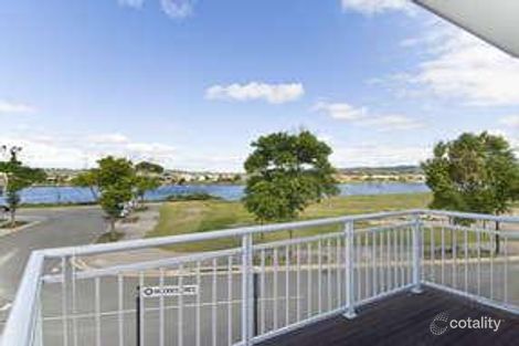 Property photo of 42 Moores Crescent Varsity Lakes QLD 4227