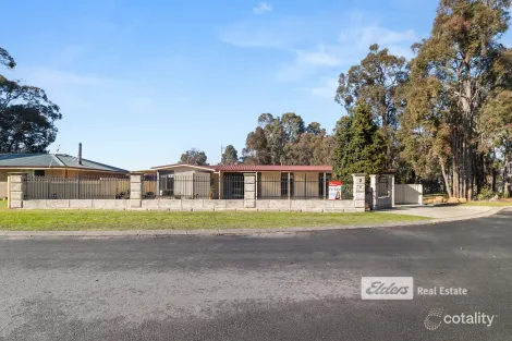Property photo of 2 Howie Place Collie WA 6225