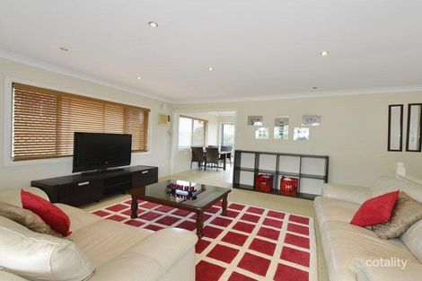 Property photo of 34 Auckland Street Wishart QLD 4122