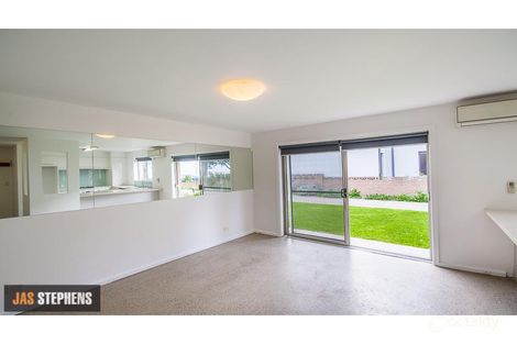 Property photo of 2/261 Esplanade Altona VIC 3018